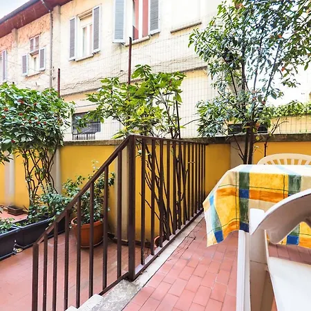 Διαμέρισμα Con Terrazzino Zona Bocconi Navigli